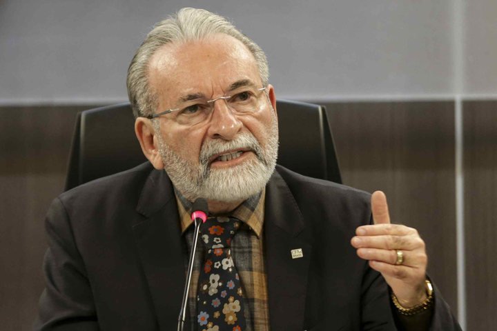 CFM diz ao STF que não quis 'intervir' em pena de Bolsonaro