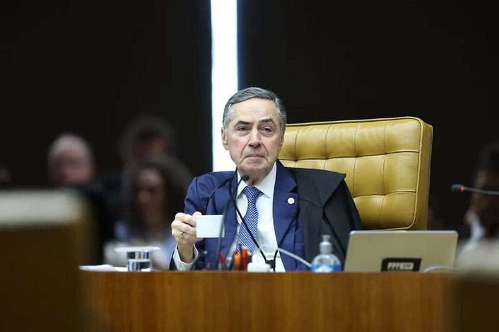 Barroso vota pela descriminalização do aborto:  'Deve ser tratado como uma
questão de saúde pública'