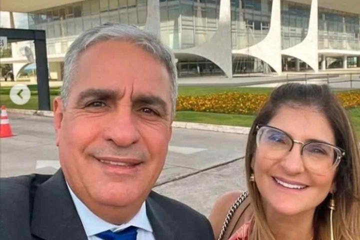 Mulher de ex-secretário de Lula ganha cargo em estatal e alimenta racha no PT do Rio