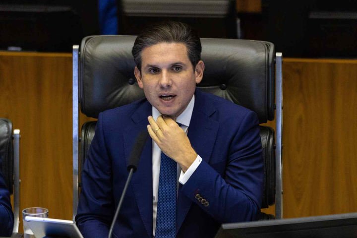 Câmara inicia votação do projeto da Dosimetria após governo tentar barrar análise