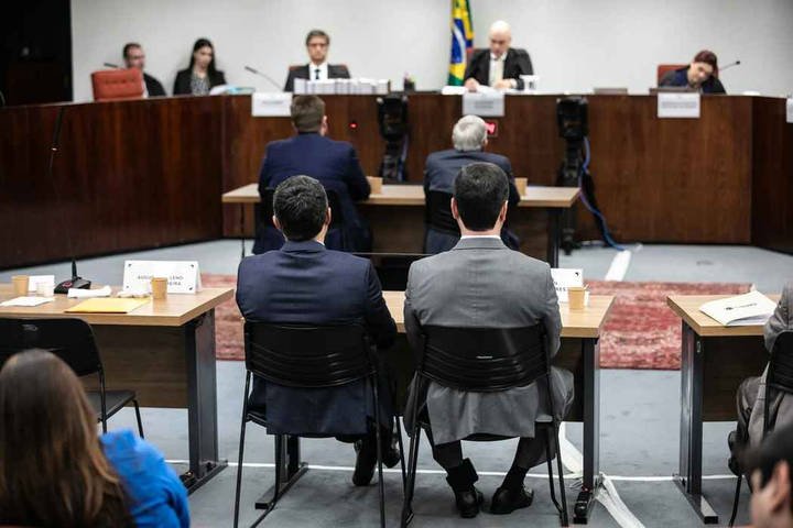 Julgamento no Supremo Tribunal Federal (STF) - interrogatórios no julgamento da trama golpista. Na foto: Anderson Torres de tornozeleira. — Foto: Brenno Carvalho / Agência O Globo