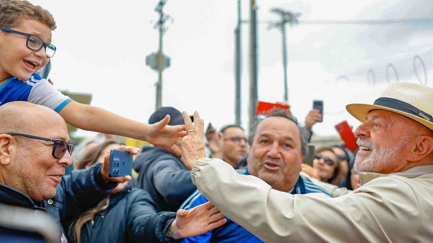 Planalto testa eventos com 'cercadinho' para atos de campanha com Lula mais próximo de apoiadores