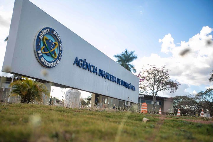Inquérito sobre a 'Abin paralela' completa um ano sem definição na PGR