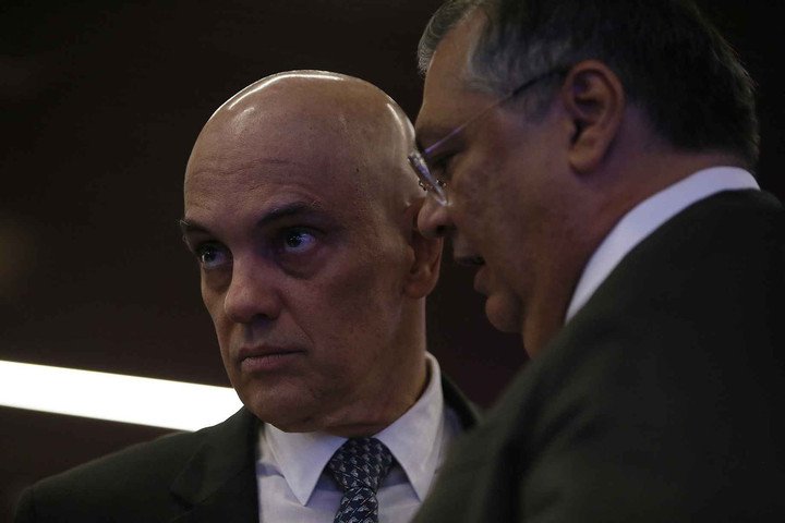 Com STF sob pressão, Dino defende ‘acerto’ de Moraes em operações no Rio e diz que ‘virtudes’ da Corte explicam ‘ataques movidos a vingança’