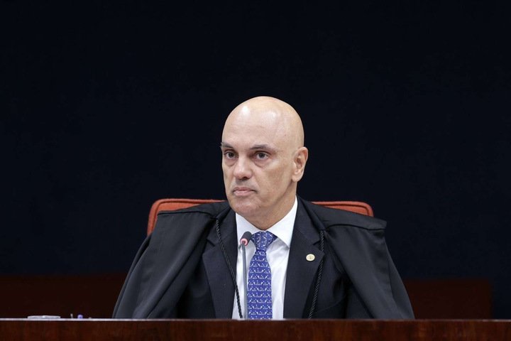 Fonte de jornalista foi alvo de operação da PF após mensagens que embasaram reportagens sobre Dino
