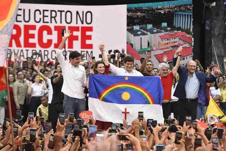 Com a presença de Alckmin, PSB oficializa candidatura de João Campos ao governo de Pernambuco
