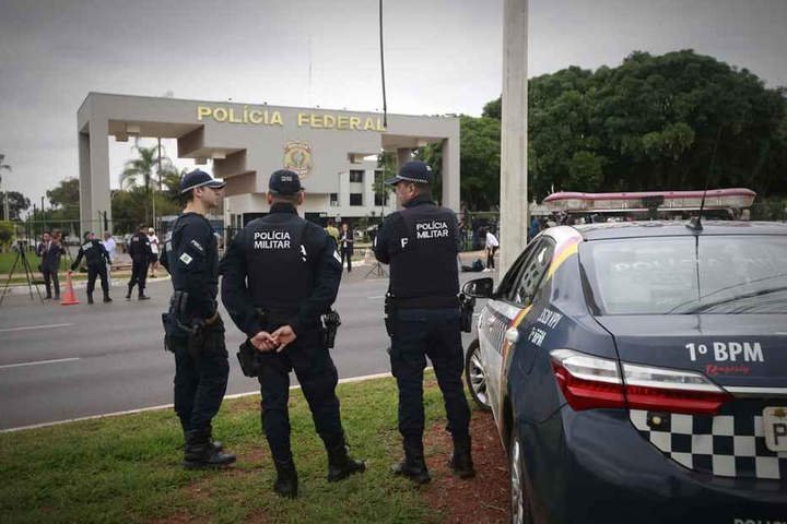 PM reforça segurança na Superintendência da PF após prisão de Bolsonaro