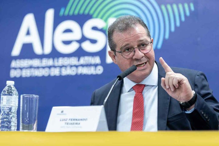 'Dark Horse': Deputado do PT retira emenda direcionada a entidade ligada à produtora do filme de Bolsonaro