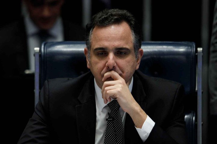 Pacheco filia aliados no PSB e reforça plano B para disputa em Minas diante de indefinição no União Brasil