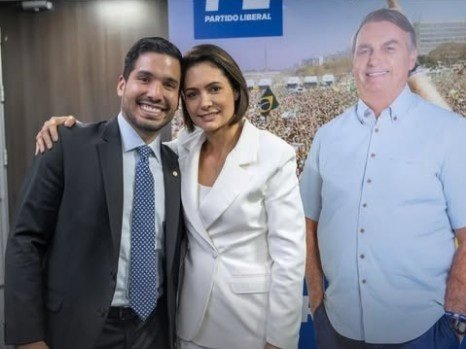 '(Michelle) pode fazer o que quiser, meu voto é do Ciro': antes do vídeo, presidente do PL do Ceará endossou apoio a tucano