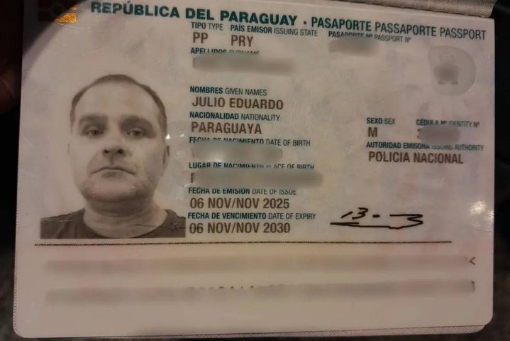 Silvinei tentou usar passaporte paraguaio com nome Julio Eduardo — Foto: Divulgação/Polícia Paraguaia