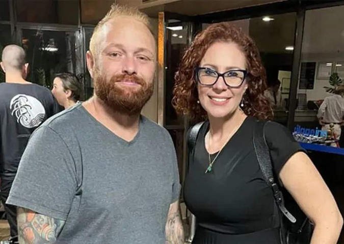 A deputada Carla Zambelli postou foto de encontro com o hacker Walter Delgatti — Foto: Reprodução/Twitter