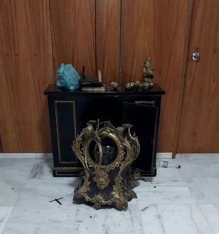 Relógio raro destruído em ato terrorista em Brasília no dia 8 de janeiro de 2023 — Foto: Divulgação / Planalto
