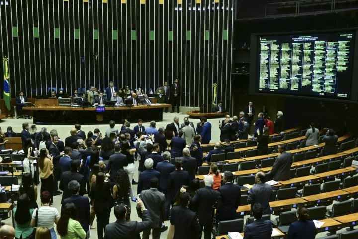 Conferência Nacional dos Bispos critica atuação do Congresso em 2025: 'aumento da corrupção e perda de decoro'