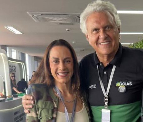Caiado diz que filha de Silvio Santos é 'nome forte' para vice: 'Capacidade de falar para milhões'