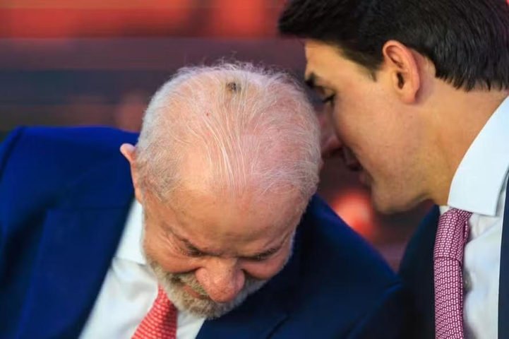 Lula diz que terminou sessões de radioterapia no couro cabeludo