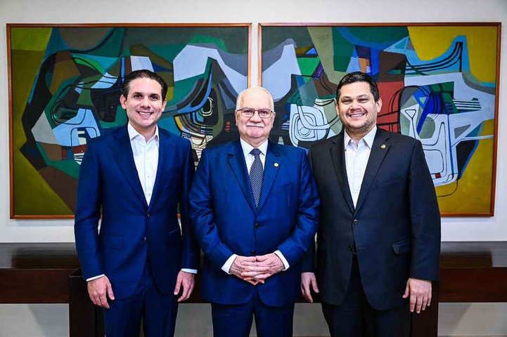 Um dia após a aprovação do PL Antifacção, Alcolumbre, Fachin e Motta se reúnem para discutir agenda do Judiciário e sistema prisional