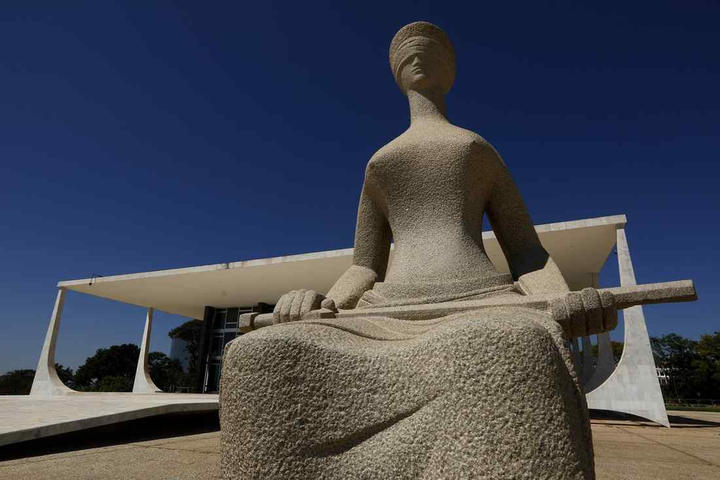 Análise: julgamento da Lei da Dosimetria pressiona STF e reaviva disputa por narrativa do 8 de janeiro