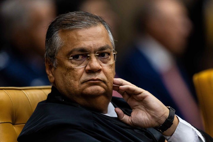 Dino defende penas mais duras para corrupção de juízes, afastamento imediato e tipo penal para quem dificultar investigação
