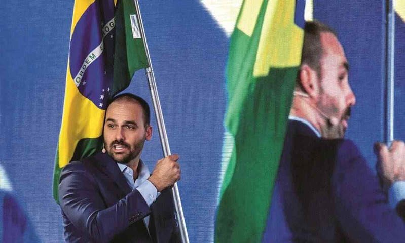 PF afasta Eduardo Bolsonaro do cargo de escrivão por faltas injustificadas