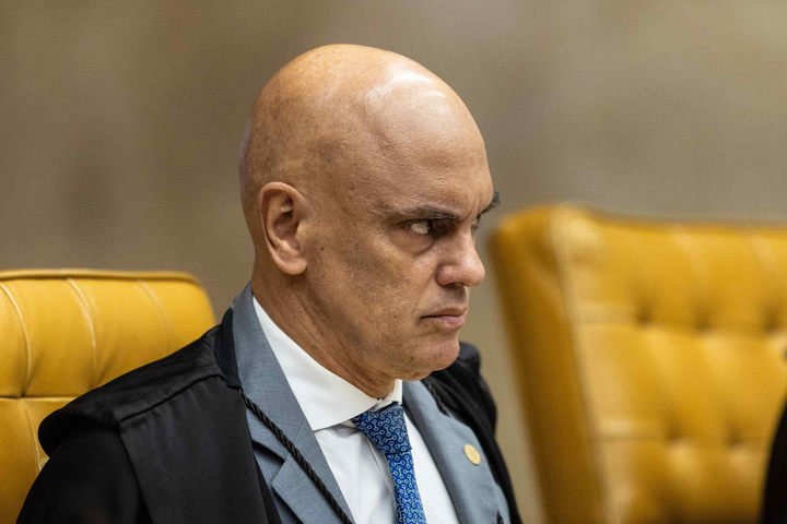 Moraes vota para manter condenação de réus do Núcleo 3 da trama golpista