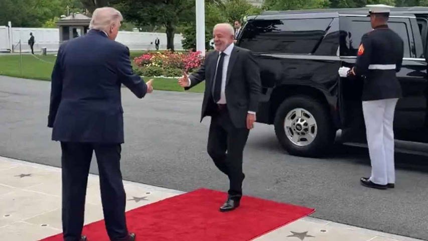 Lula se encontra com Donald Trump em Washington — Foto: Reprodução / Margo Martin / X