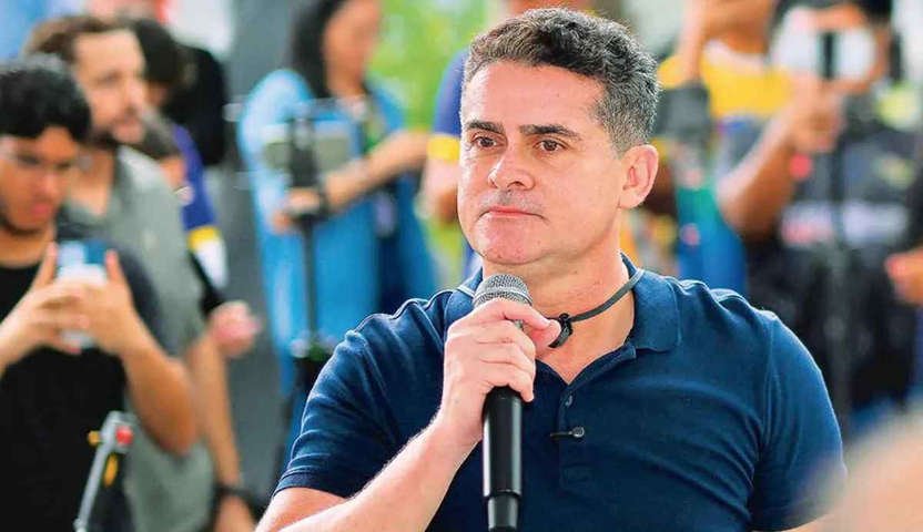 Pedido para investigar prefeito de Manaus congela no TJAM há mais de um ano