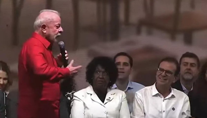 Lula critica governadores do Rio presos, diz que estado vota mal 'muitas vezes' e chama Witzel de 'juiz picareta'