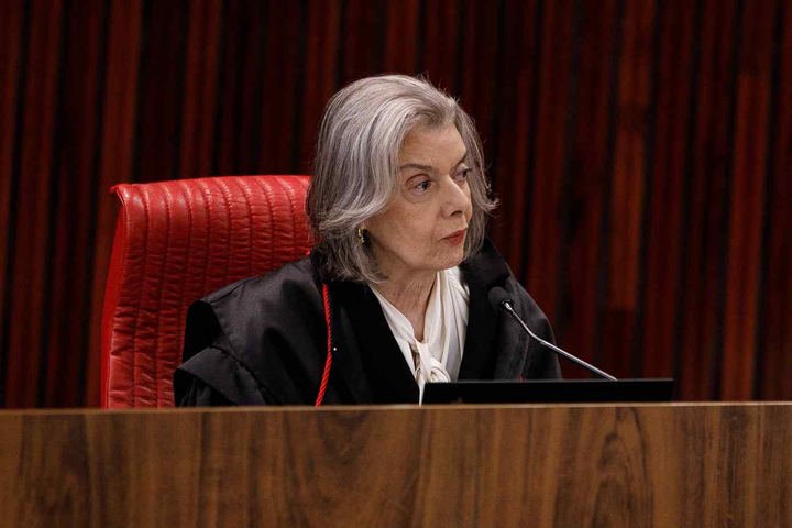 Cármen Lúcia antecipa saída do TSE e marca eleição de Nunes Marques para semana que vem