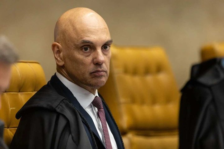 Sessão Plenária do Supremo Tribunal Federal (STF), em Brasília. A pauta de hoje discute o caso do Governador do Rio — Foto: Brenno Carvalho / Agência O Globo