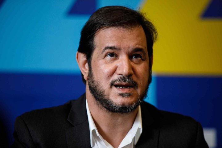 Rueda admite que advogou para o Master após dizer que só tinha relação social com Vorcaro