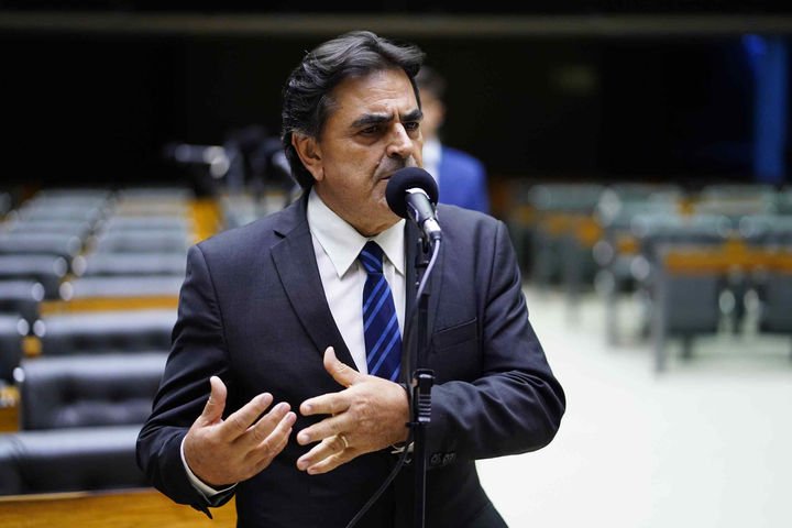 Pré-candidato ao Senado, Domingos Sávio diz que eleição em Minas é 'folha em branco' e que PL espera decisão de Cleitinho