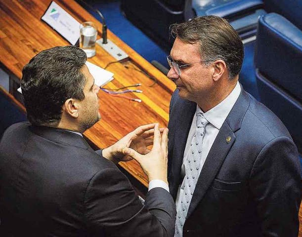 Após crise de Flávio, pressão por CPI do Master une governo e oposição, mas aliados de Alcolumbre descartam destravar comissão