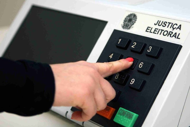 Apesar do início das convenções, calendário eleitoral permite troca de candidatos até 20 dias antes da eleição; entenda