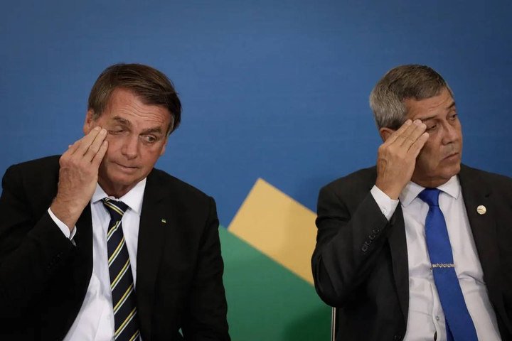 Cinco militares integravam núcleo central de organização criminosa liderada por Bolsonaro, aponta STF