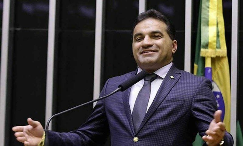 Supremo retoma julgamento que pode levar deputados à primeira condenação por corrupção em emendas