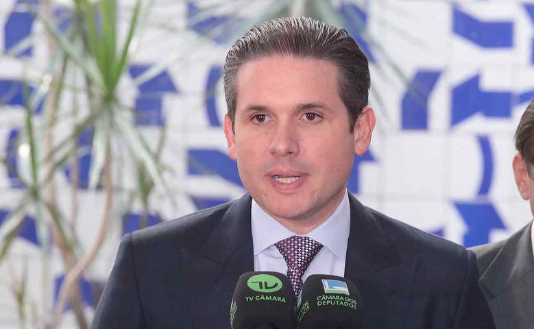 “Não vejo problema”, diz Motta sobre diárias pagas por Vorcaro em Lisboa