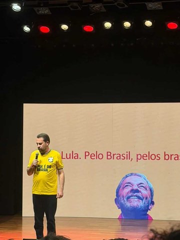 O ministro Guilherme Boulos no evento — Foto: Victoria Azevedo