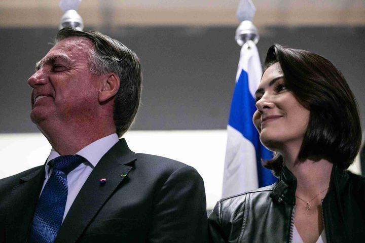 Moraes libera cunhada a cuidar de Bolsonaro enquanto Michelle passa por exames em hospital de Brasília