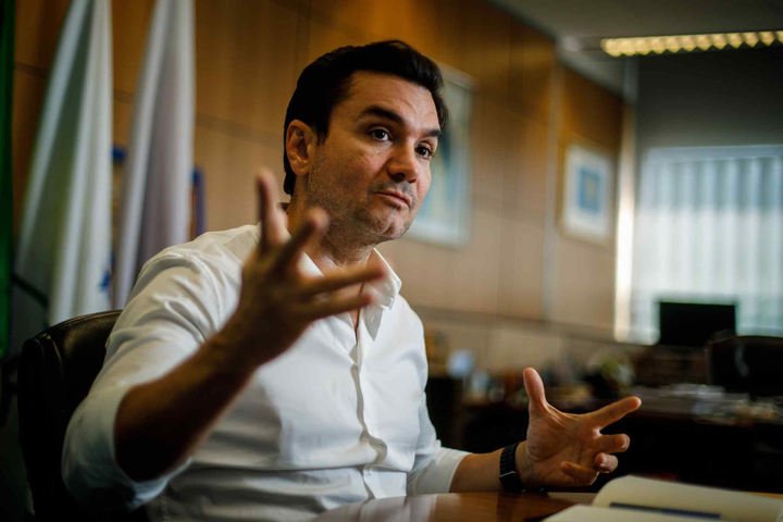 União Brasil conclui processo de expulsão de Celso Sabino por ele seguir no governo Lula