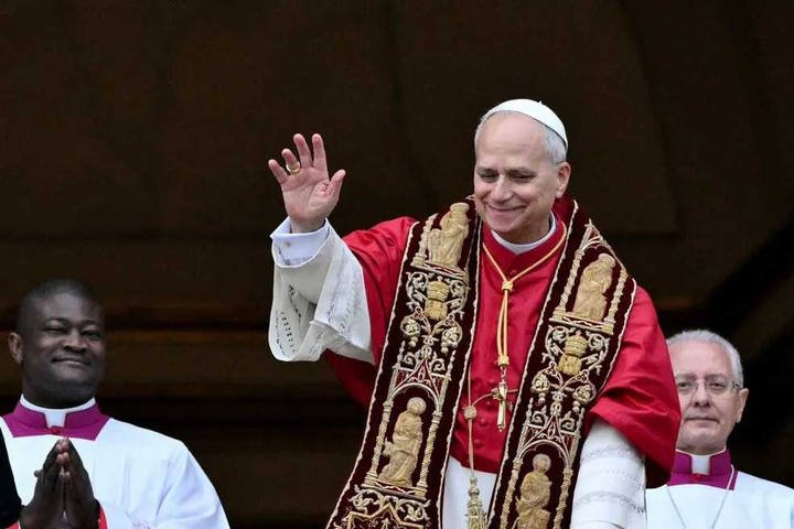 Papa Leão XIV, durante bênção de Natal no Vaticano — Foto: Tiziana FABI / AFP