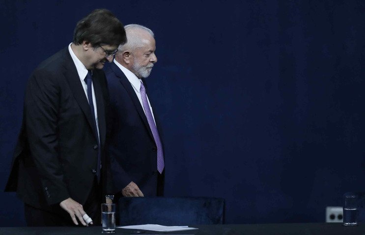 Gonet se reúne com Lula no Planalto para discutir investigações em meio à discussão sobre suspeição de Toffoli no STF