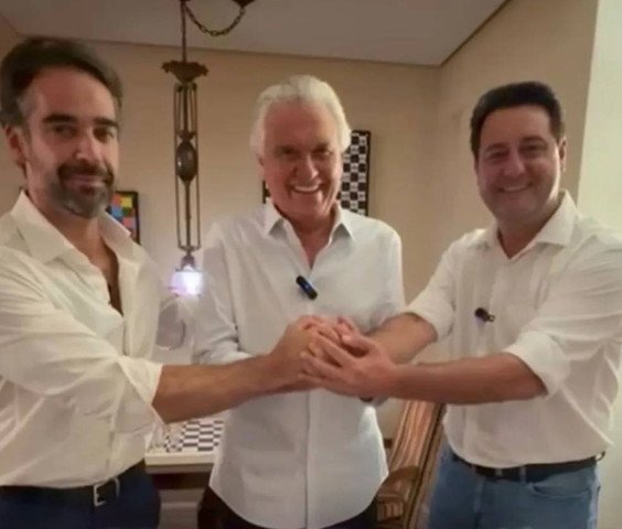 O governador de Goiás, Ronaldo Caiado (ao centro), anunciou sua filiação ao PSD ao lado de Eduardo Leite e Ratinho Jr, outros dois presidenciáveis do partido — Foto: Reprodução/Redes sociais